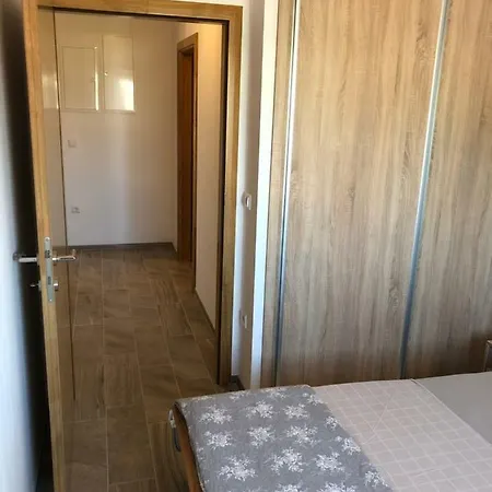 Apartment Harmony Luxurioes Ausgestattete Mit 65m2 Vir