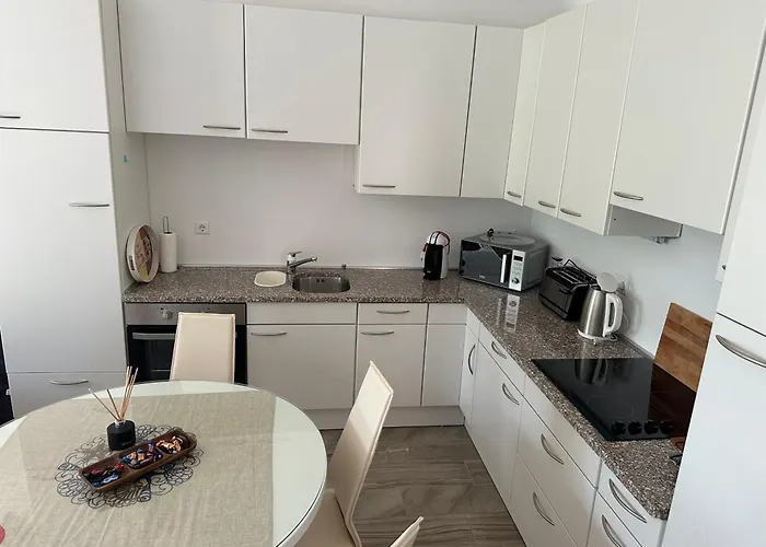 아파트 Harmony Luxurioes Ausgestattete Mit 65m2 *